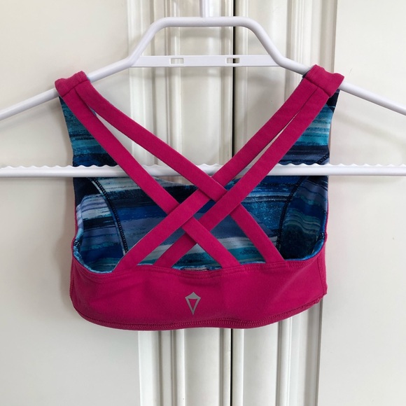 SIZE 6 - Reversible Ivivva by Lululemon girls bra - Picture 6 of 9